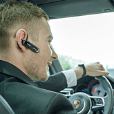 How to connect the LC-B41 with two phones at the same time? - New Bee